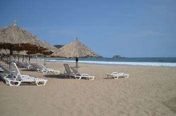 Park Royal Beach Ixtapa - All Inclusive