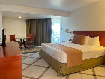 Park Royal Beach Ixtapa - All Inclusive
