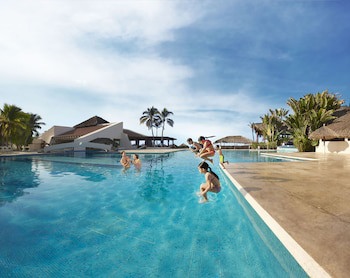 Park Royal Beach Ixtapa - All Inclusive