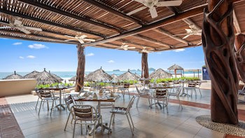 Park Royal Beach Ixtapa - All Inclusive