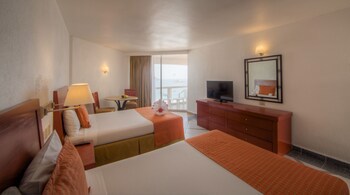 Park Royal Beach Ixtapa - All Inclusive