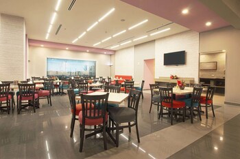 Chn Hotel Monterrey Norte, Trademark Collection By Wyndham