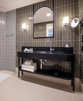 Doubletree By Hilton Brussels City