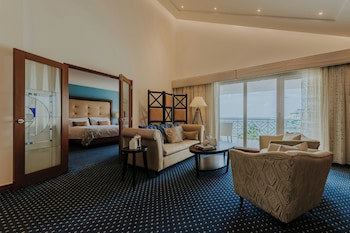 Renaissance Wind Creek Aruba Resort