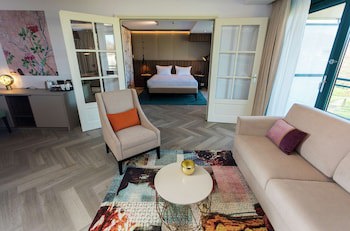 Doubletree By Hilton Royal Parc Soestduinen