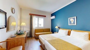 Lucy Hotel galeri fotoğrafı