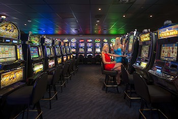 Divi Flamingo Beach Resort & Casino