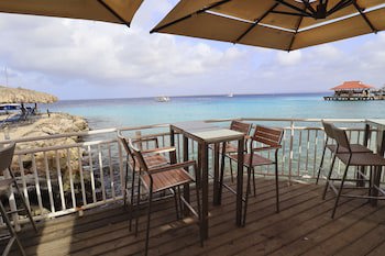Divi Flamingo Beach Resort & Casino