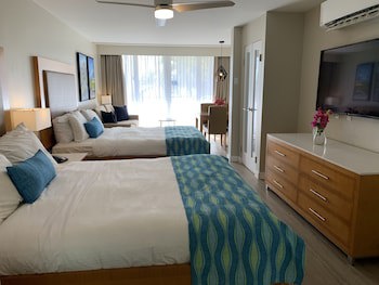 Divi Flamingo Beach Resort & Casino