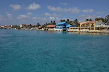 Divi Flamingo Beach Resort & Casino