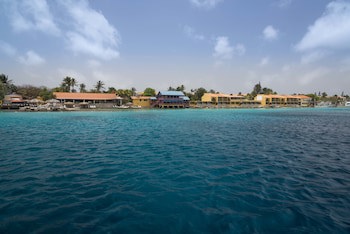 Divi Flamingo Beach Resort & Casino