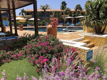 Divi Flamingo Beach Resort & Casino