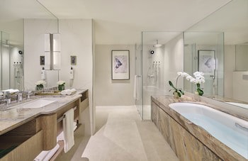 Mandarin Oriental, Singapore