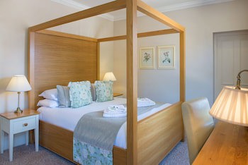 Bartley Lodge Hotel