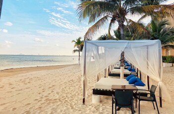 All Ritmo Cancun Resort & Water Park - All Inclusive