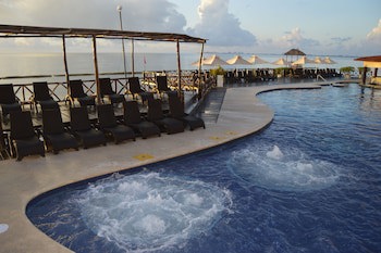 All Ritmo Cancun Resort & Water Park - All Inclusive