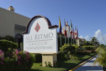 All Ritmo Cancun Resort & Water Park - All Inclusive