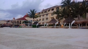 All Ritmo Cancun Resort & Water Park - All Inclusive