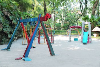 Aryaduta Lippo Village
