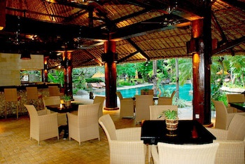 Aryaduta Lippo Village