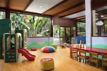 Aryaduta Lippo Village