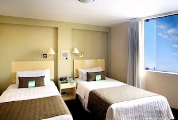 Embajadores Hotel