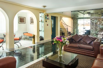 Embajadores Hotel