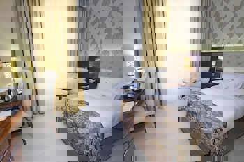 World Point Reis Inn Hotel