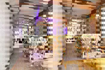 World Point Reis Inn Hotel