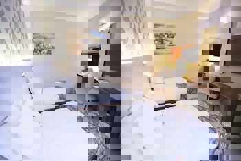 World Point Reis Inn Hotel