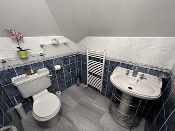Acer Lodge Guest House