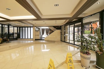 Benikea Cheonan Tourist Hotel