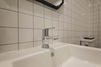 Benikea Cheonan Tourist Hotel