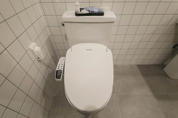 Benikea Cheonan Tourist Hotel