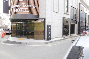 Benikea Cheonan Tourist Hotel