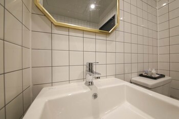 Benikea Cheonan Tourist Hotel