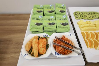 Benikea Cheonan Tourist Hotel