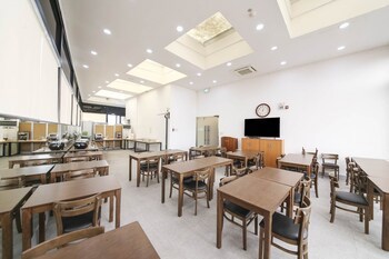 Benikea Cheonan Tourist Hotel