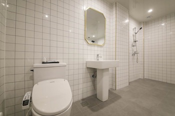 Benikea Cheonan Tourist Hotel