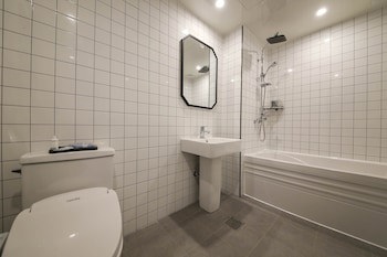 Benikea Cheonan Tourist Hotel