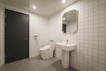 Benikea Cheonan Tourist Hotel