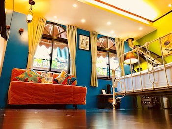 Mystery 13 B&B