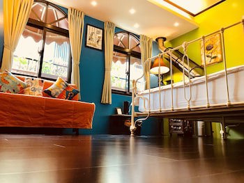 Mystery 13 B&B