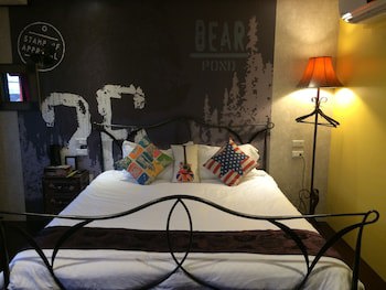 Mystery 13 B&B