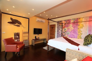 Mystery 13 B&B