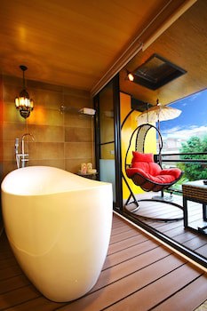 Mystery 13 B&B