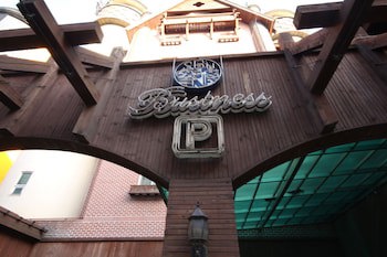 Business Hotel