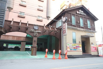 Business Hotel