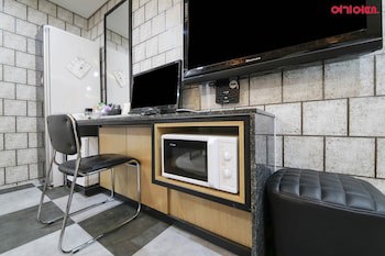 Business Hotel