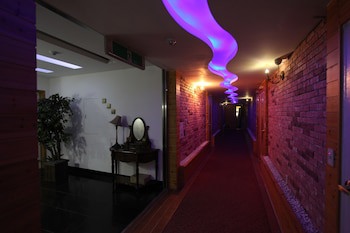 Business Hotel